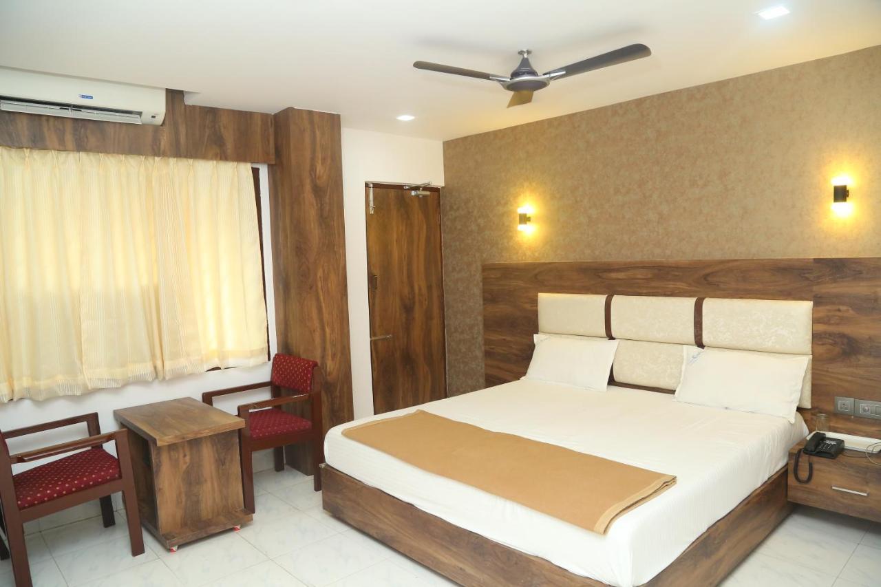 Konark Lodge Visakhapatnam Dış mekan fotoğraf