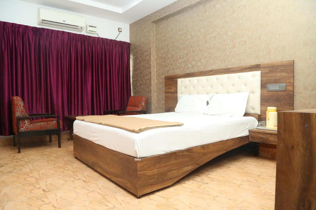 Konark Lodge Visakhapatnam Dış mekan fotoğraf